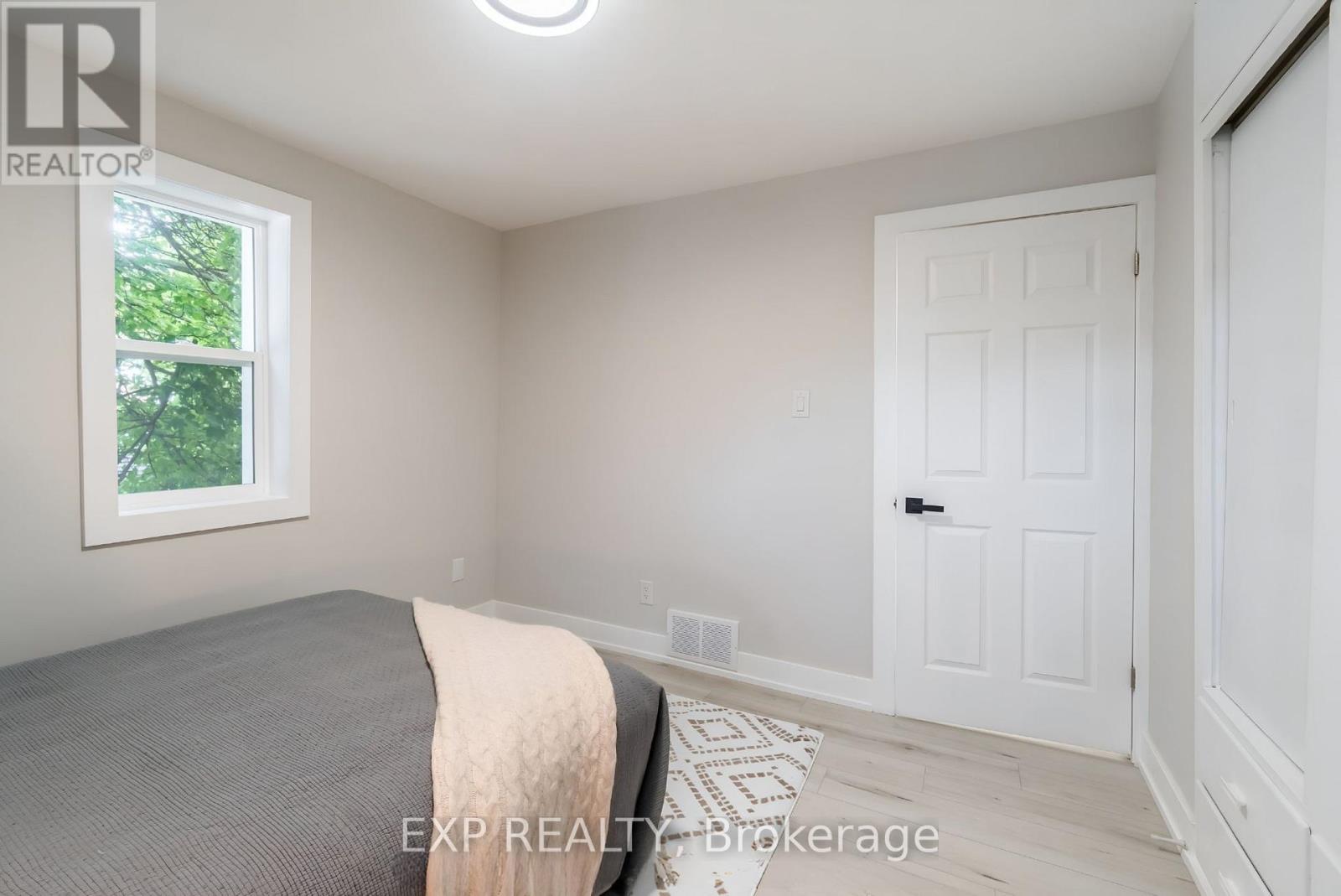 200 Waterloo Avenue, Guelph (Downtown), Ontario  N1H 3J5 - Photo 17 - X12795040