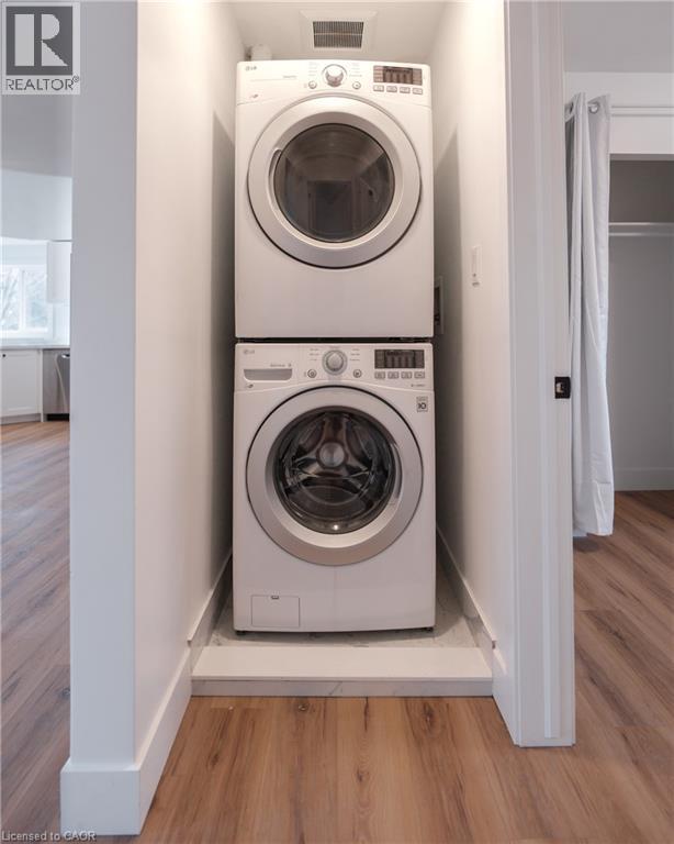 2137 Mount Forest Drive Unit# Upper, Burlington, Ontario  L7P 1H6 - Photo 20 - 40810079