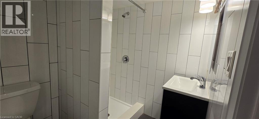 240 Chapel Street Unit# Lower, Kitchener, Ontario  N2H 2V2 - Photo 4 - 40809278