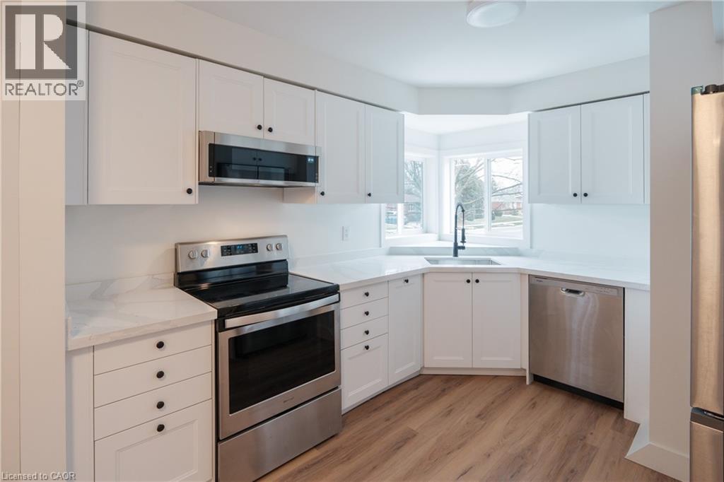 2137 Mount Forest Drive Unit# Upper, Burlington, Ontario  L7P 1H6 - Photo 7 - 40810079