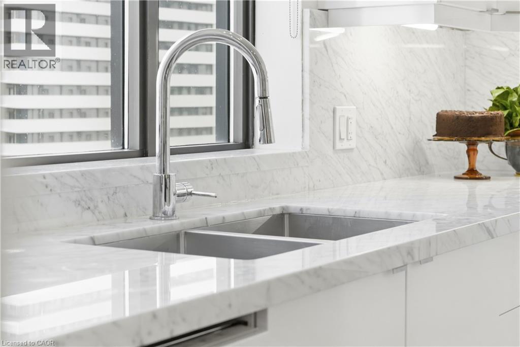 112 King Street E Unit# Ph4, Hamilton, Ontario  L8N 1A8 - Photo 16 - 40809117