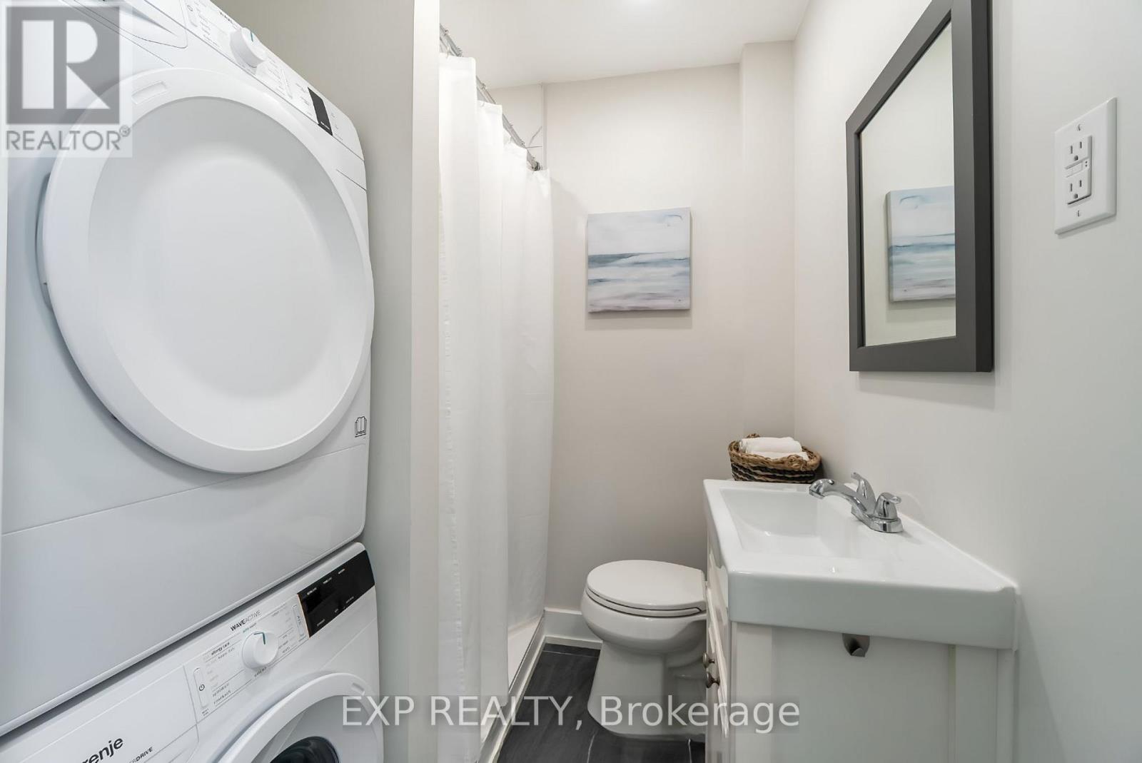 200 Waterloo Avenue, Guelph (Downtown), Ontario  N1H 3J5 - Photo 18 - X12795040