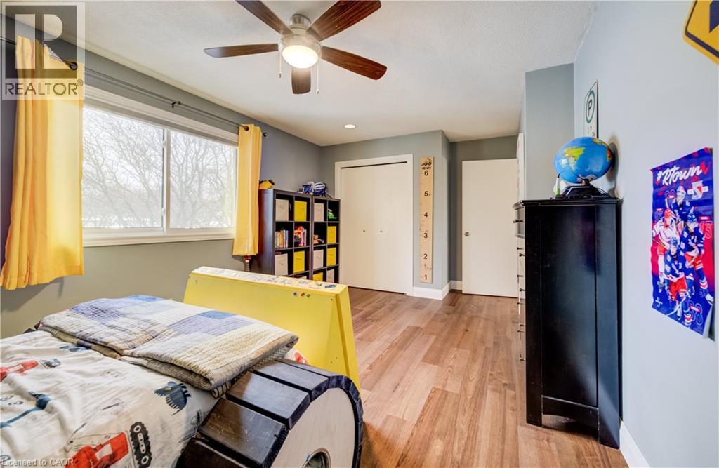 15 Mcleod Court, Kitchener, Ontario  N2R 1A9 - Photo 26 - 40808685