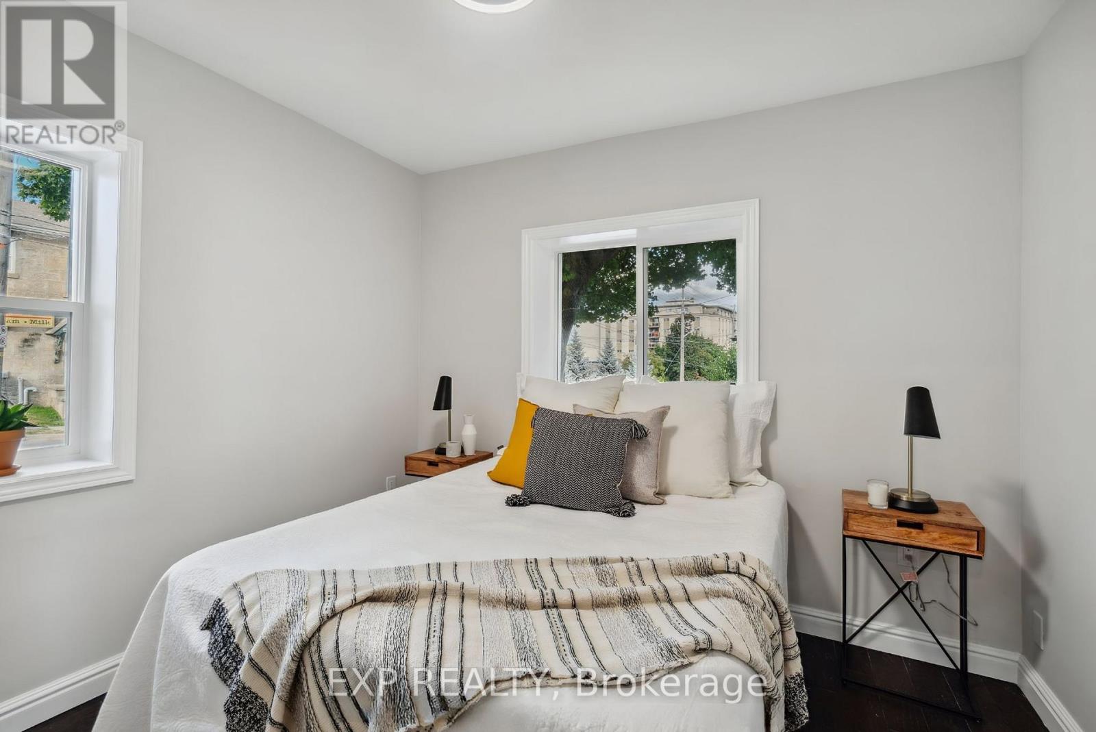 200 Waterloo Avenue, Guelph (Downtown), Ontario  N1H 3J5 - Photo 9 - X12795040