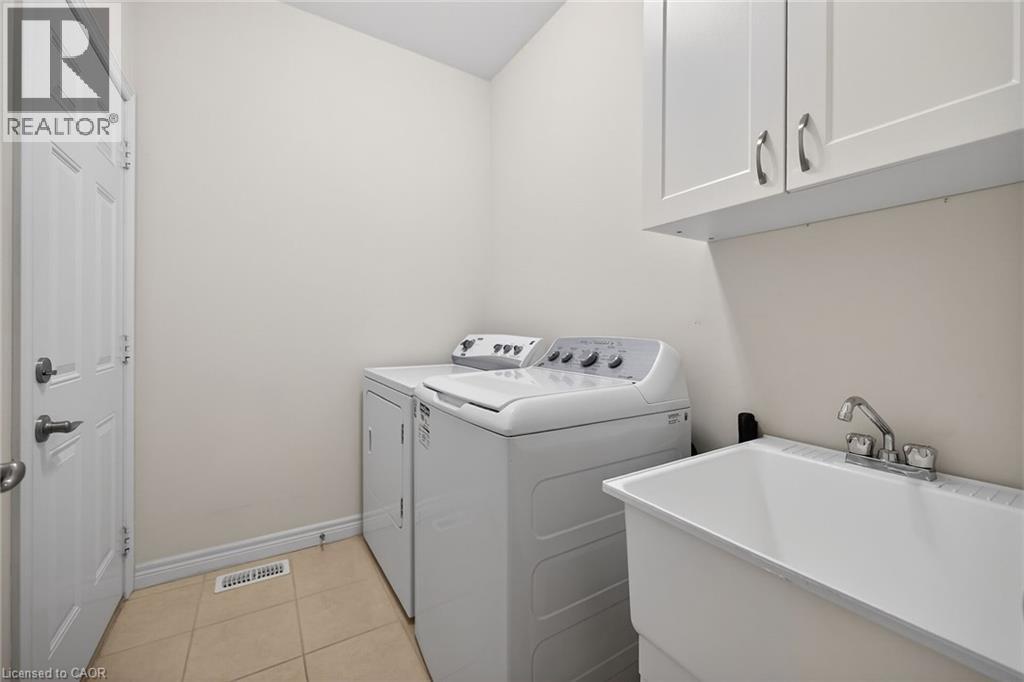 15 Grovetree Trail, Glanbrook, Ontario  L9B 0B8 - Photo 21 - 40810091