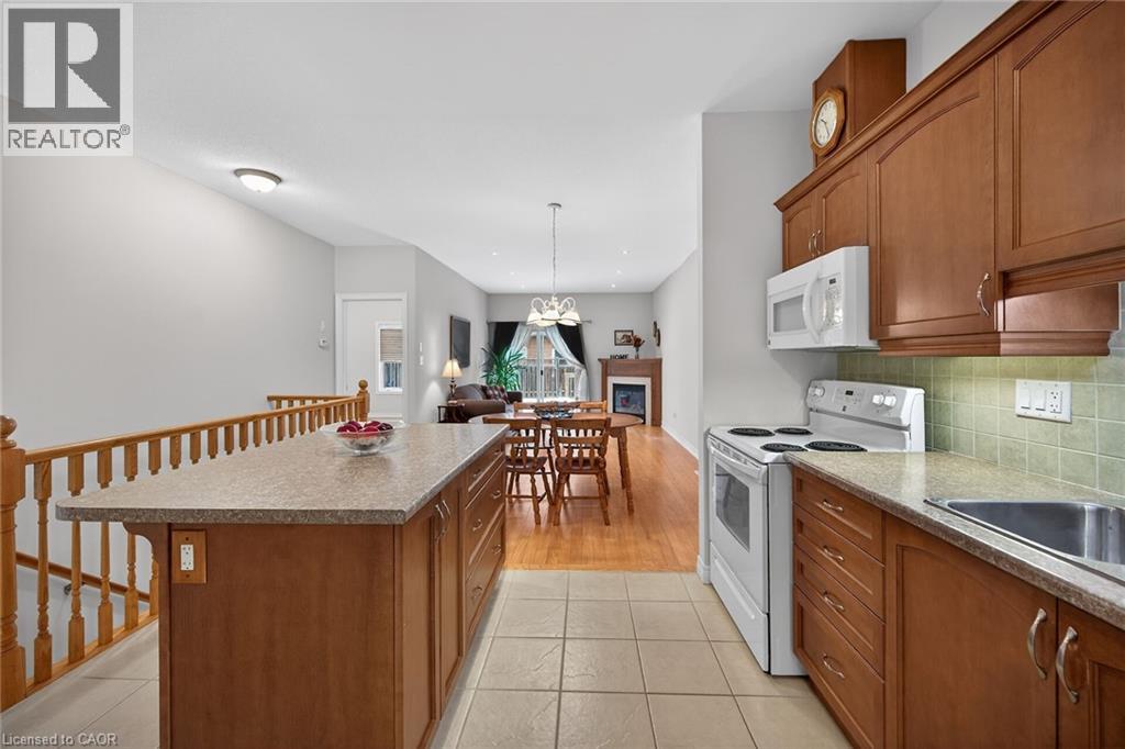 15 Grovetree Trail, Glanbrook, Ontario  L9B 0B8 - Photo 10 - 40810091