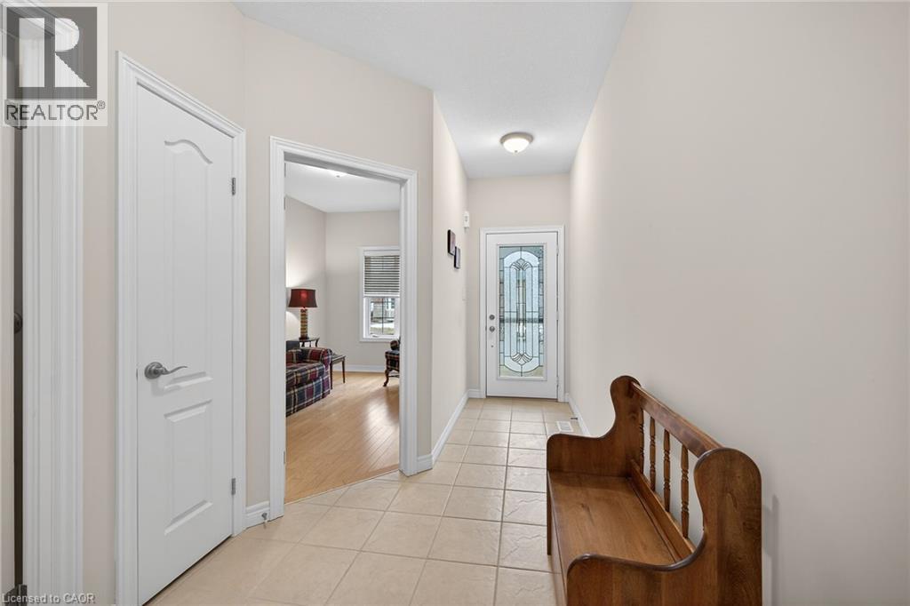 15 Grovetree Trail, Glanbrook, Ontario  L9B 0B8 - Photo 3 - 40810091