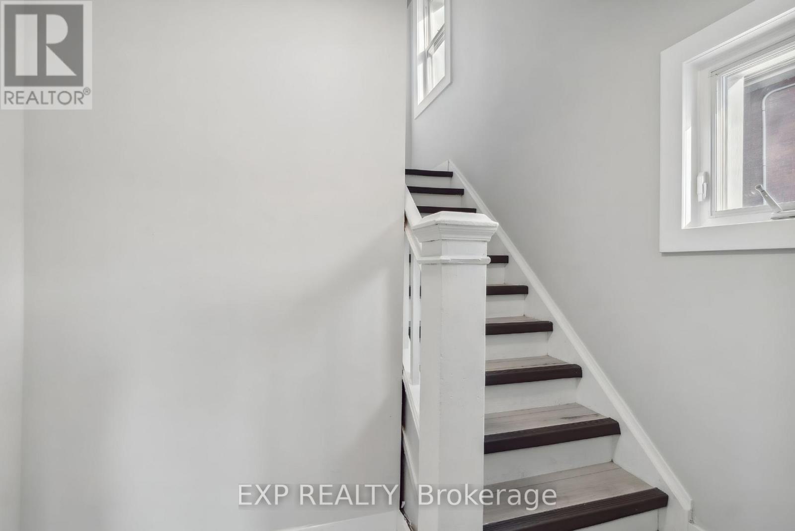 200 Waterloo Avenue, Guelph (Downtown), Ontario  N1H 3J5 - Photo 11 - X12795040