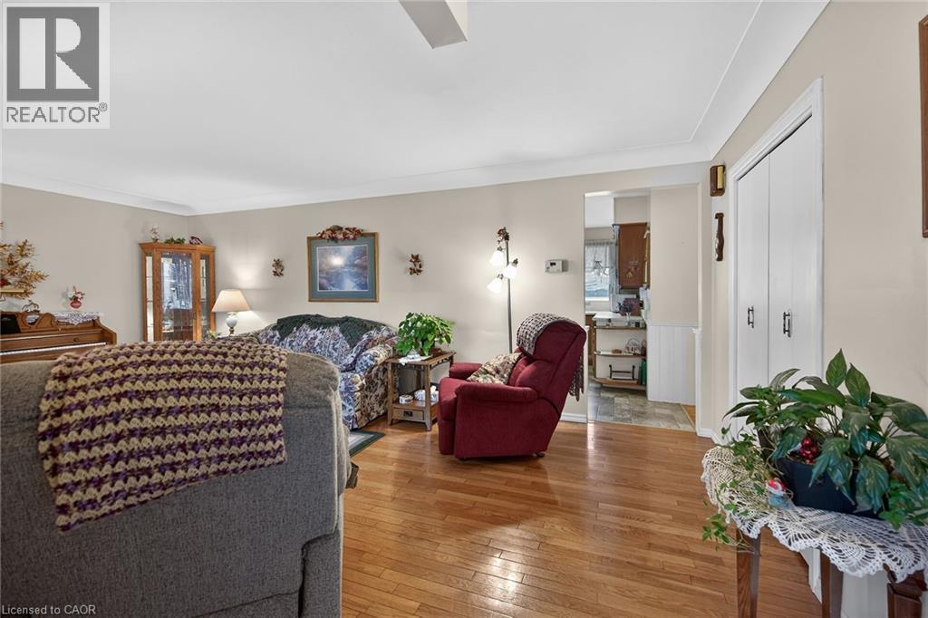 814 Cedar Street, Dunnville, Ontario  N1A 2K2 - Photo 8 - 40810266