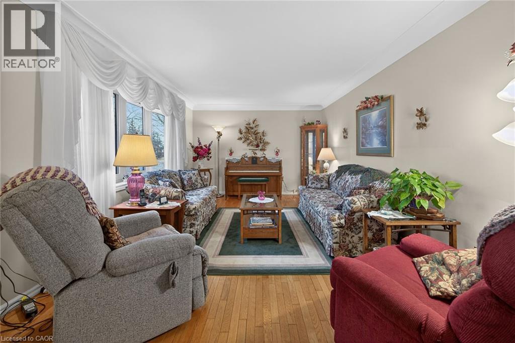 814 Cedar Street, Dunnville, Ontario  N1A 2K2 - Photo 9 - 40810266