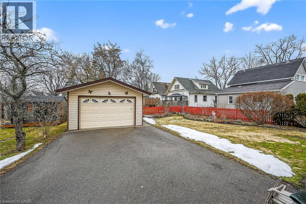 814 Cedar Street, Dunnville, Ontario  N1A 2K2 - Photo 46 - 40810266