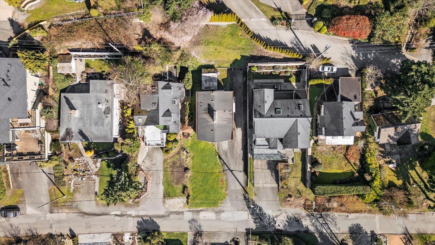 14667 W Beach Avenue, White Rock, British Columbia  V4B 2T9 - Photo 16 - R3096917