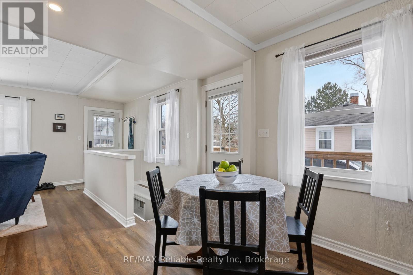 173 Goderich Street W, Huron East, Ontario  N0K 1W0 - Photo 14 - X12854980