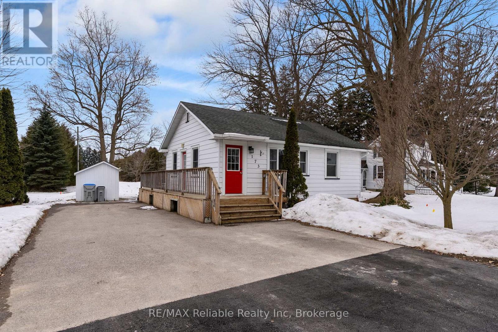 173 Goderich Street W, Huron East, Ontario  N0K 1W0 - Photo 2 - X12854980