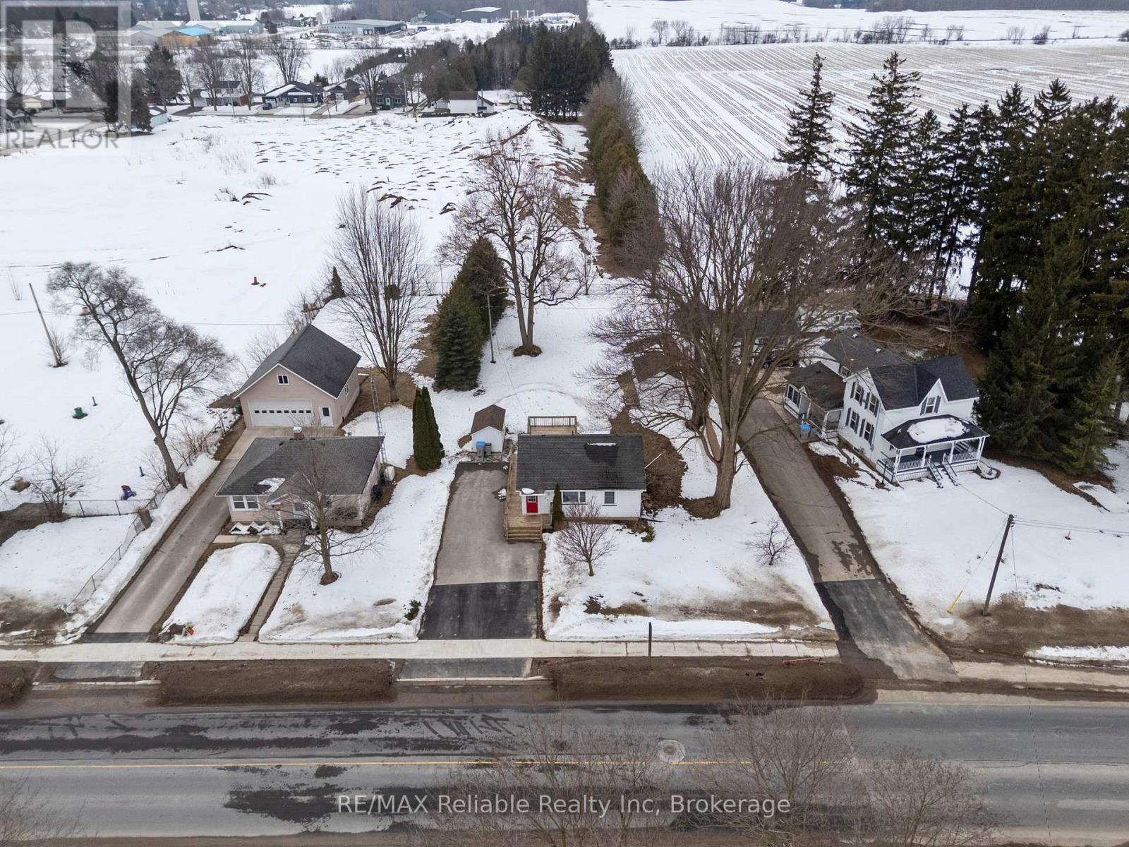 173 Goderich Street W, Huron East, Ontario  N0K 1W0 - Photo 3 - X12854980