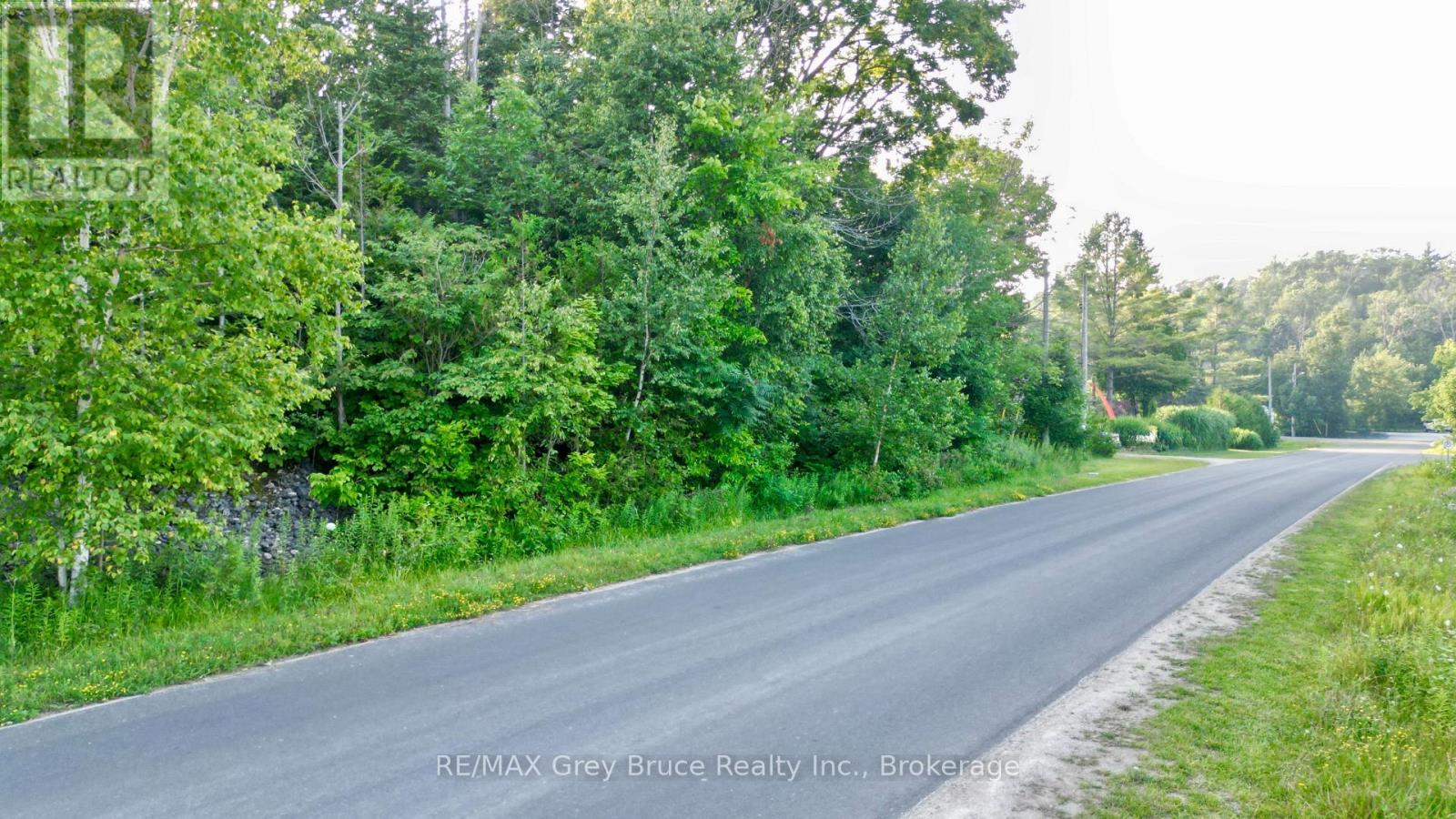 32 Helen Street, Northern Bruce Peninsula, Ontario  N0H 1W0 - Photo 8 - X12855176