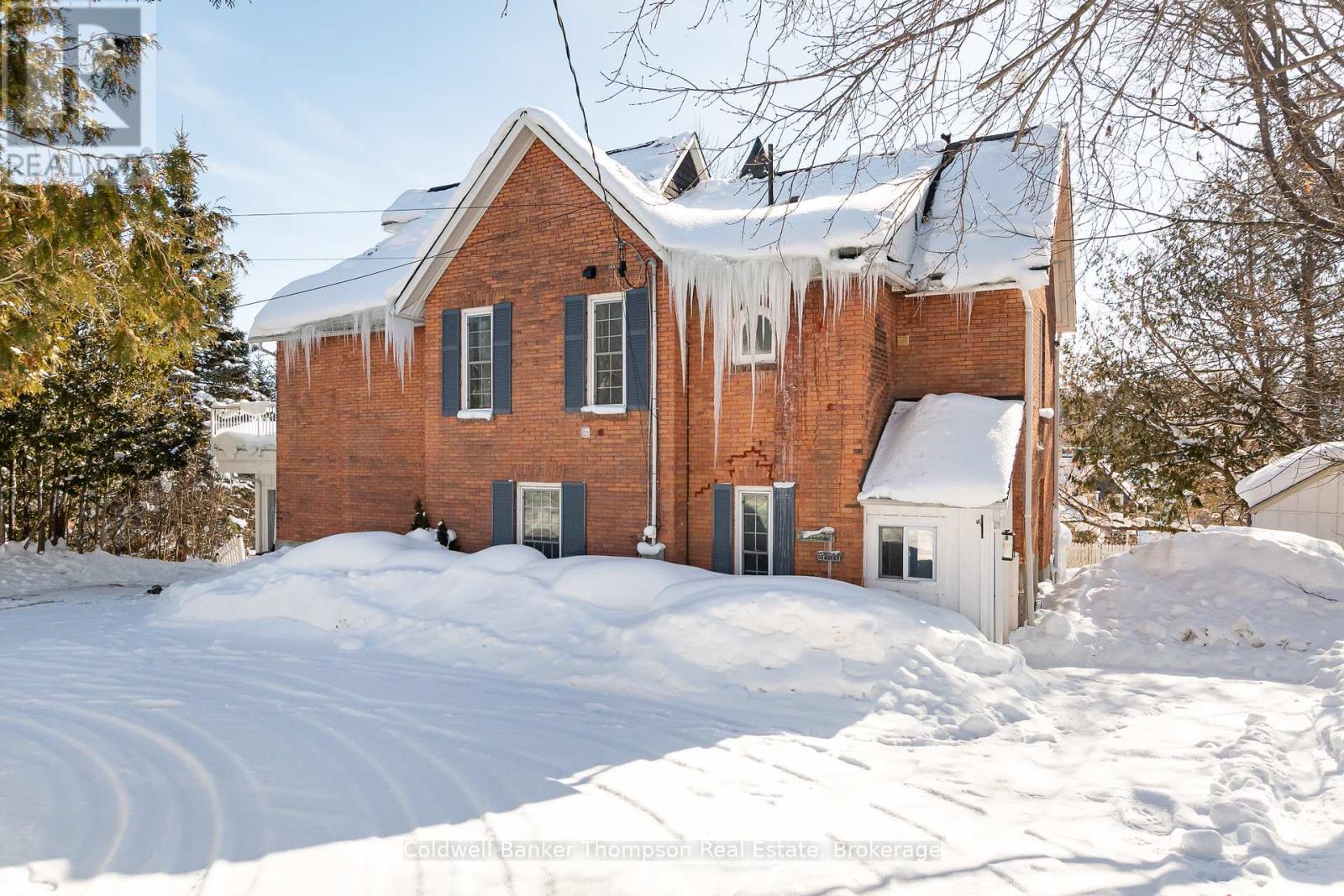 17 West Street N, Huntsville, Ontario P1H 1X6 - Photo 2 - X12855180