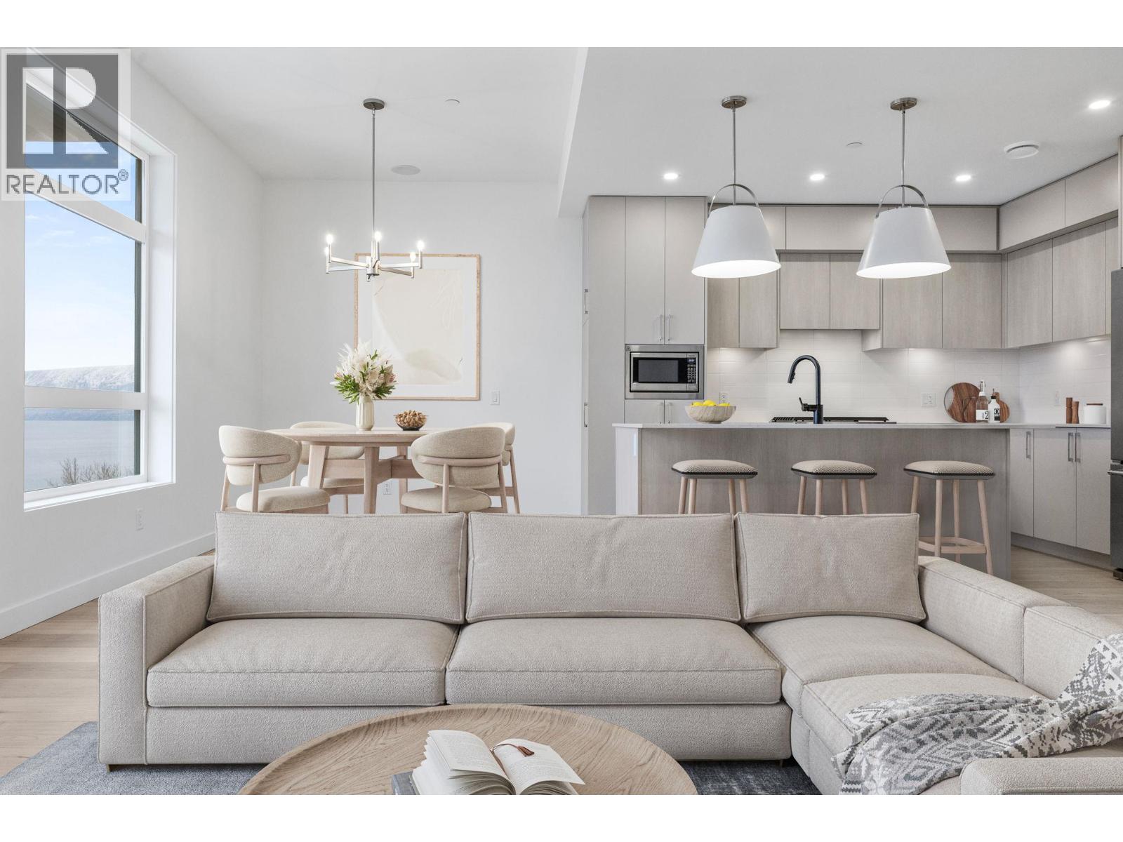 6008 Princess Street, Peachland, British Columbia