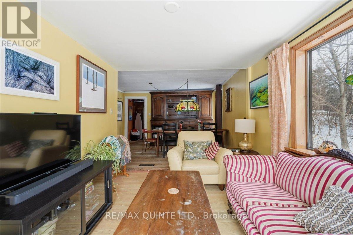 163 Main Street, Prince Edward County, Ontario  K0K 1G0 - Photo 17 - X12855046