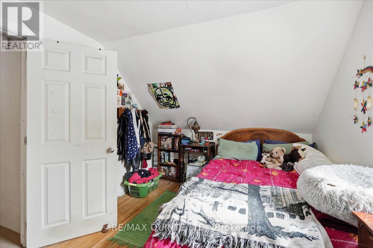 163 Main Street, Prince Edward County, Ontario  K0K 1G0 - Photo 24 - X12855046