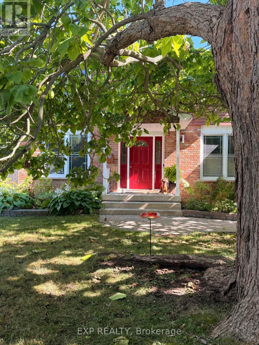 783 Safari Drive, Kingston, Ontario  K7M 6W1 - Photo 3 - X12855138