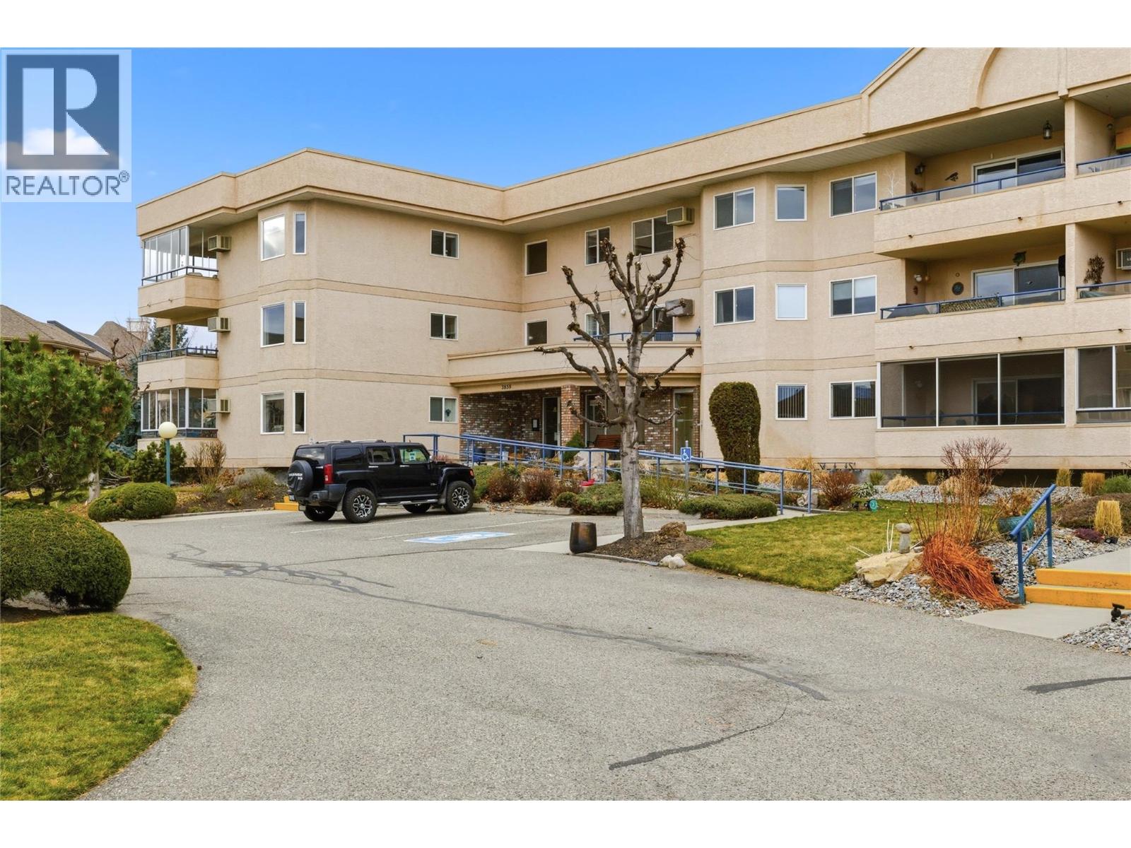 3858 Brown Road Unit# 305, West Kelowna, British Columbia