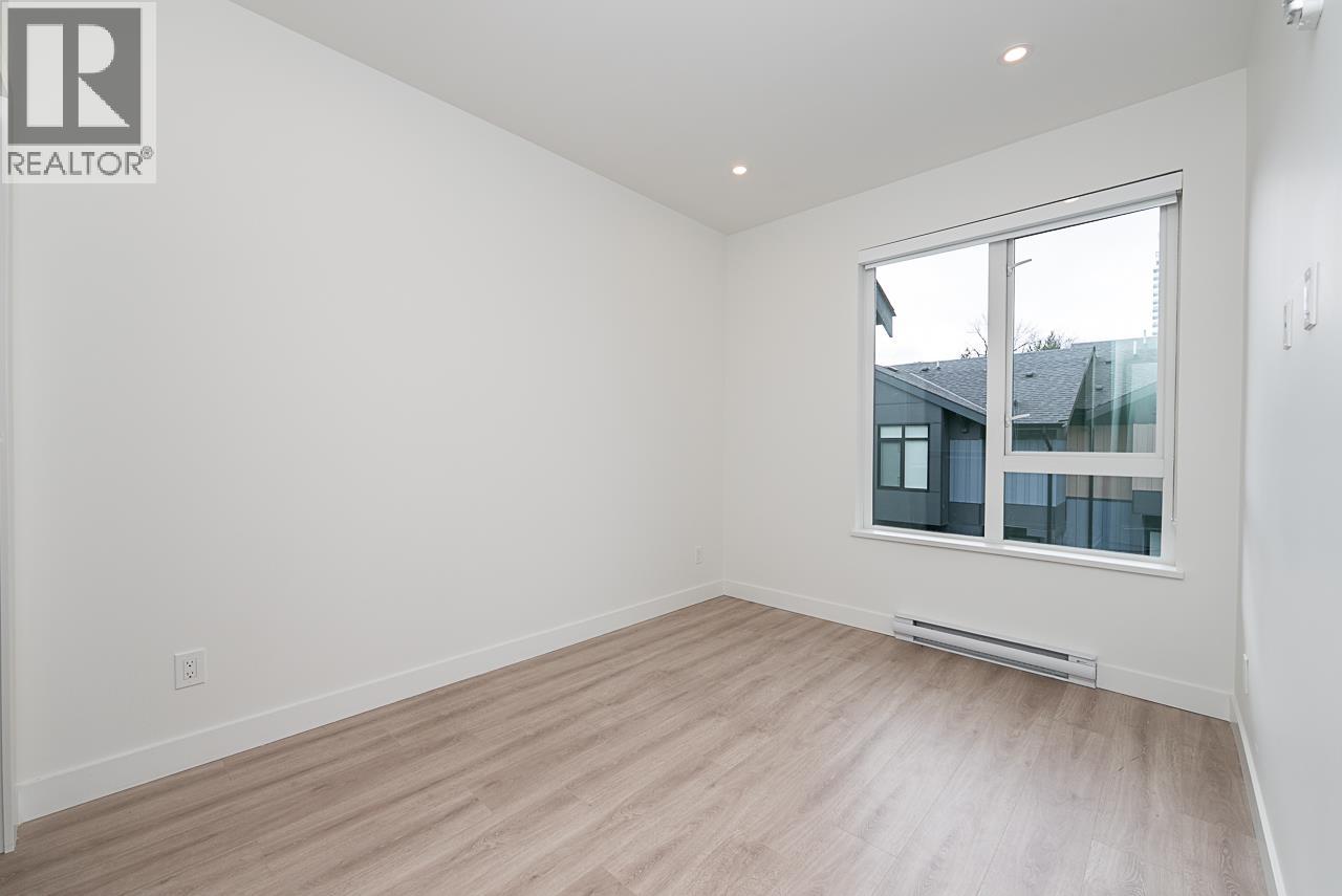 207 7161 17th Avenue, Burnaby, British Columbia  V3N 0K1 - Photo 30 - R3094818