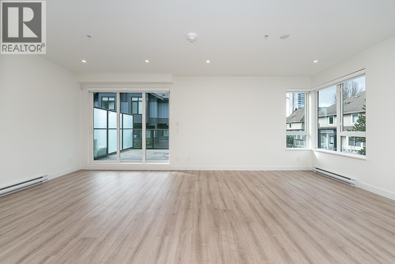 207 7161 17th Avenue, Burnaby, British Columbia  V3N 0K1 - Photo 14 - R3094818