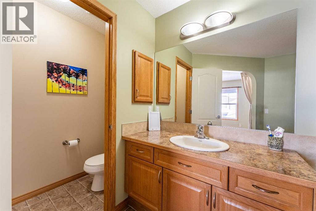 2051 Sagewood Rise Sw, Airdrie, Alberta  T4B 3N7 - Photo 15 - A2289803