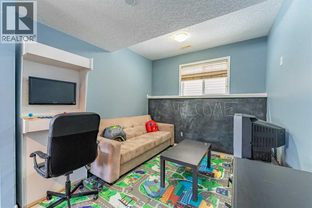 2051 Sagewood Rise Sw, Airdrie, Alberta  T4B 3N7 - Photo 28 - A2289803