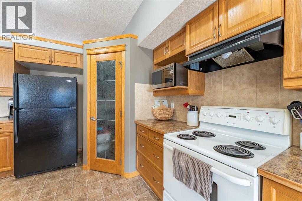 2051 Sagewood Rise Sw, Airdrie, Alberta  T4B 3N7 - Photo 44 - A2289803