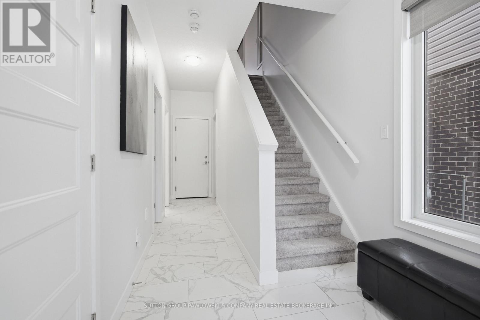 26 - 3380 Singleton Avenue, London South (South W), Ontario  N6L 0E8 - Photo 3 - X12855144