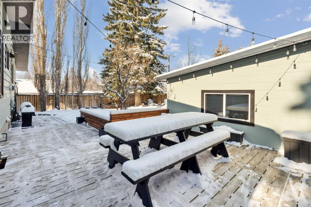 2440 Cherokee Drive Nw, Calgary, Alberta  T2L 0X7 - Photo 33 - A2290263