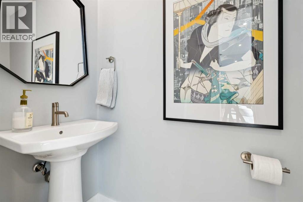 2440 Cherokee Drive Nw, Calgary, Alberta  T2L 0X7 - Photo 22 - A2290263