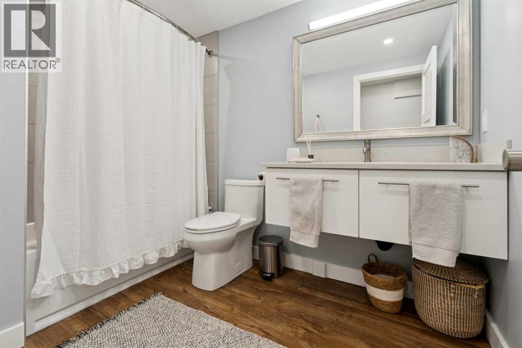2440 Cherokee Drive Nw, Calgary, Alberta  T2L 0X7 - Photo 29 - A2290263
