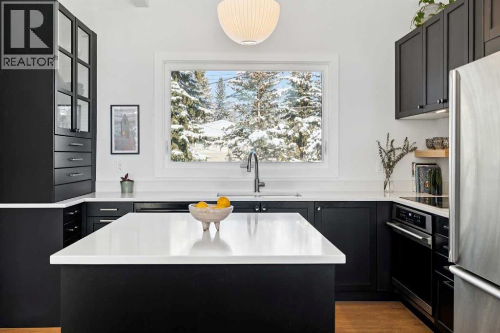 2440 Cherokee Drive Nw, Calgary, Alberta  T2L 0X7 - Photo 17 - A2290263