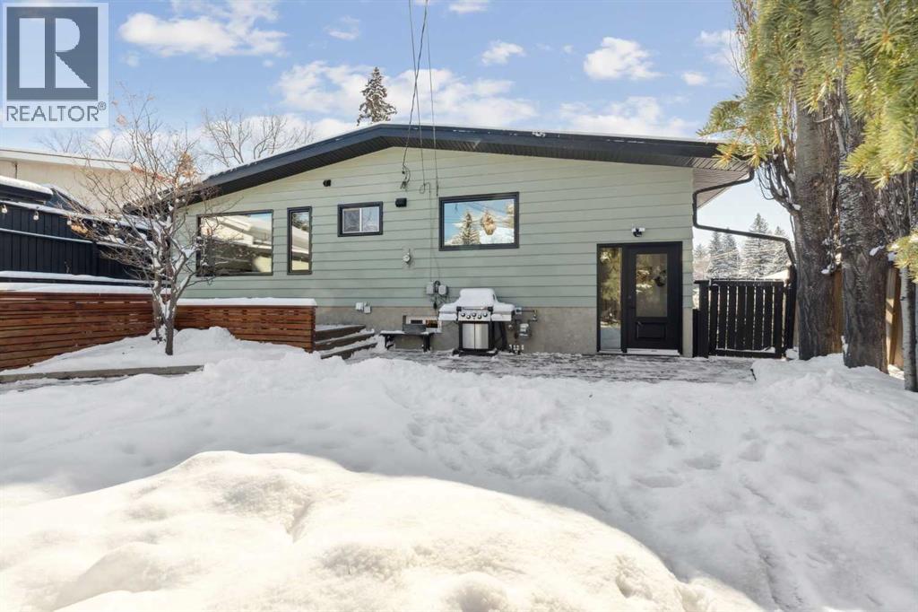 2440 Cherokee Drive Nw, Calgary, Alberta  T2L 0X7 - Photo 37 - A2290263