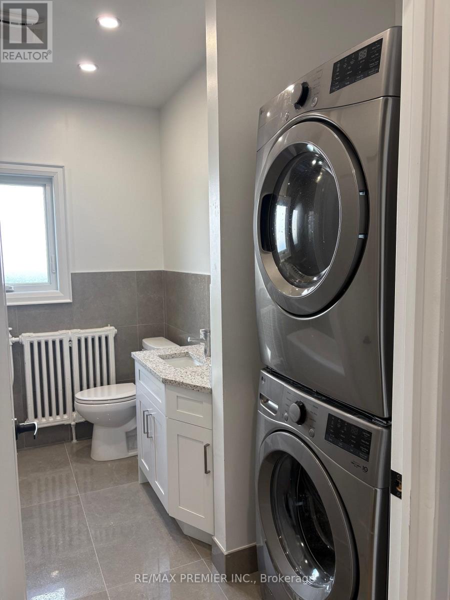 144 Wychwood Avenue, Toronto, Ontario  M6C 1A7 - Photo 5 - C12854708