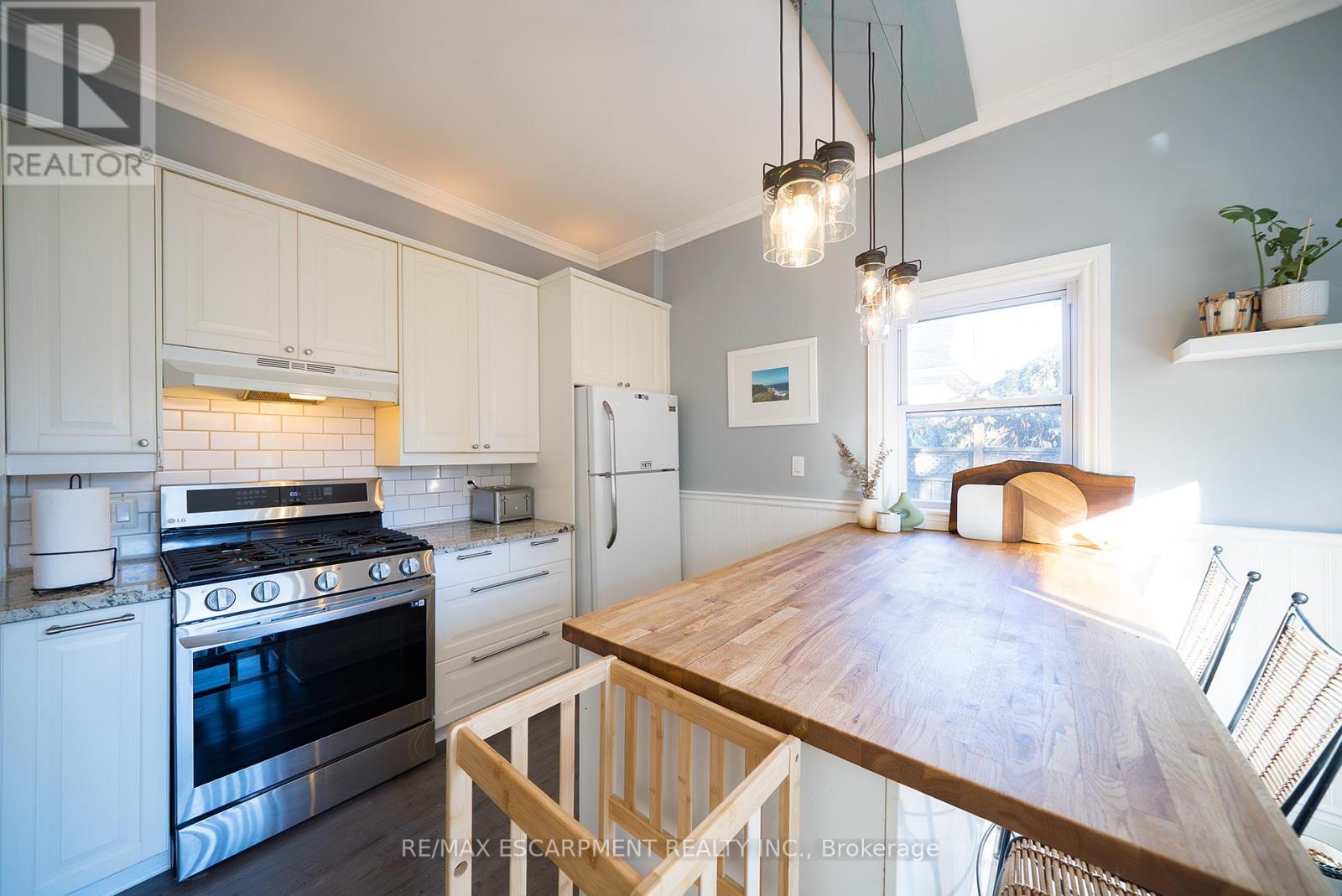 35 Murray Street, Brantford, Ontario  N3S 5N4 - Photo 16 - X12772232