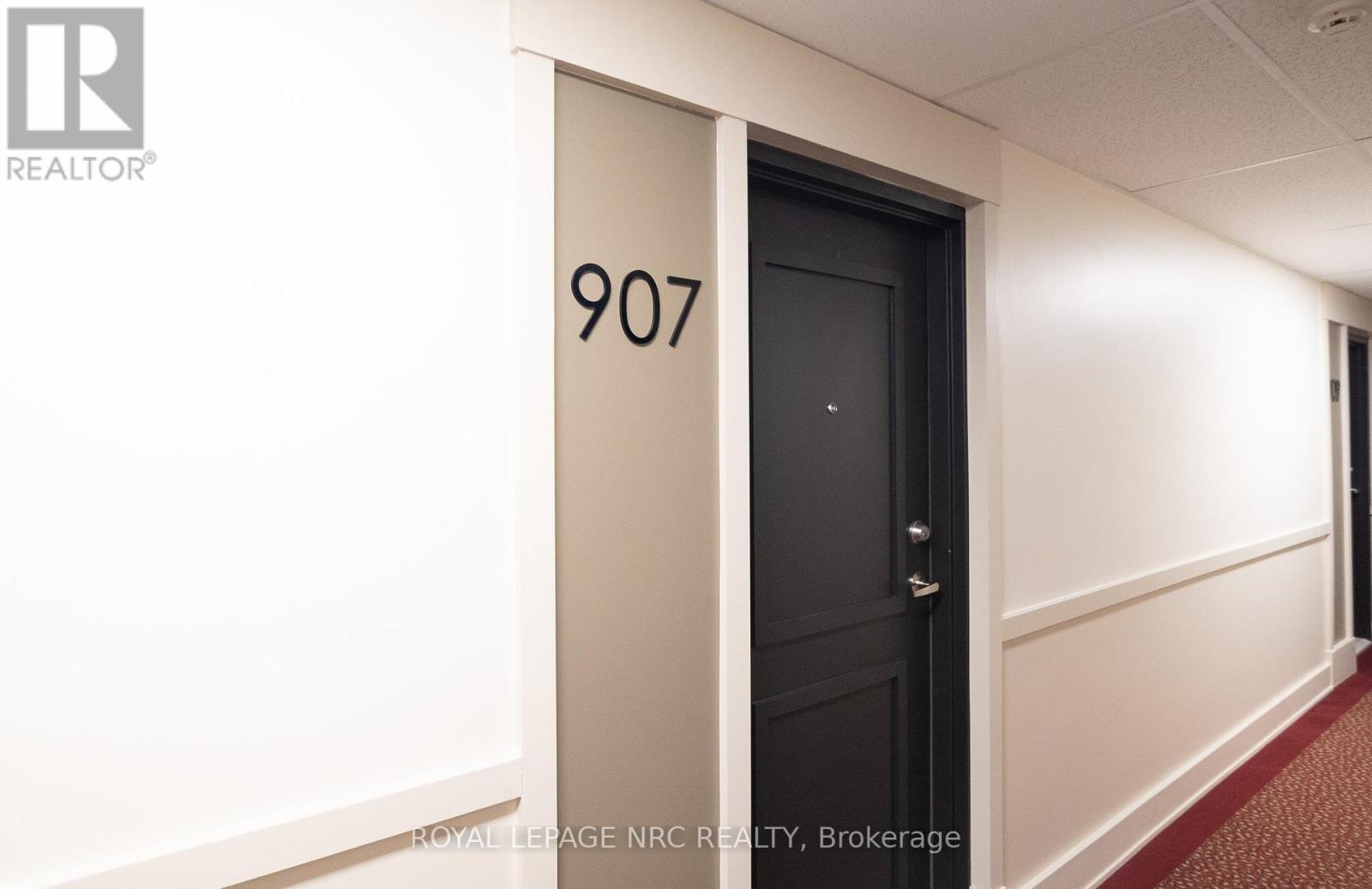 907 - 6400 Huggins Street, Niagara Falls, Ontario  L2J 3G5 - Photo 4 - X12855088