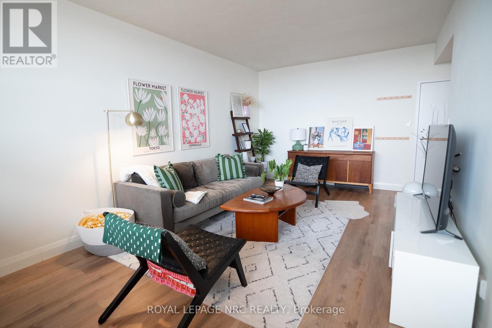 907 - 6400 Huggins Street, Niagara Falls, Ontario  L2J 3G5 - Photo 7 - X12855088