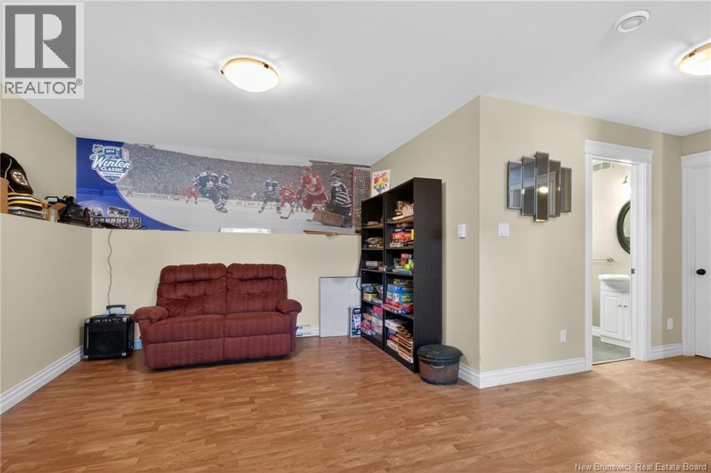 94 Falcon, Moncton, New Brunswick  E1G 0H7 - Photo 27 - NB134631