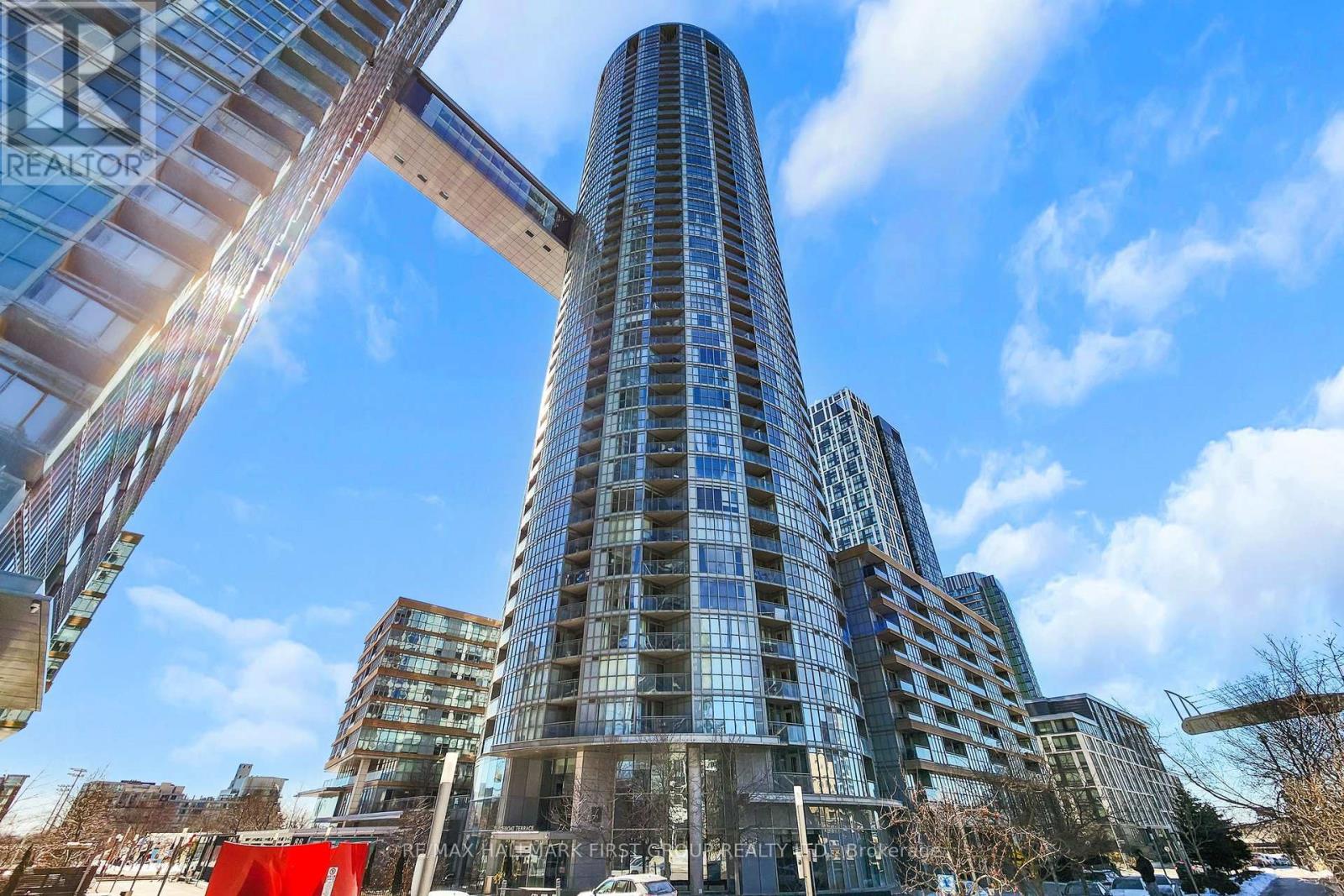530 - 21 ICEBOAT TERRACE, toronto (waterfront communities), Ontario