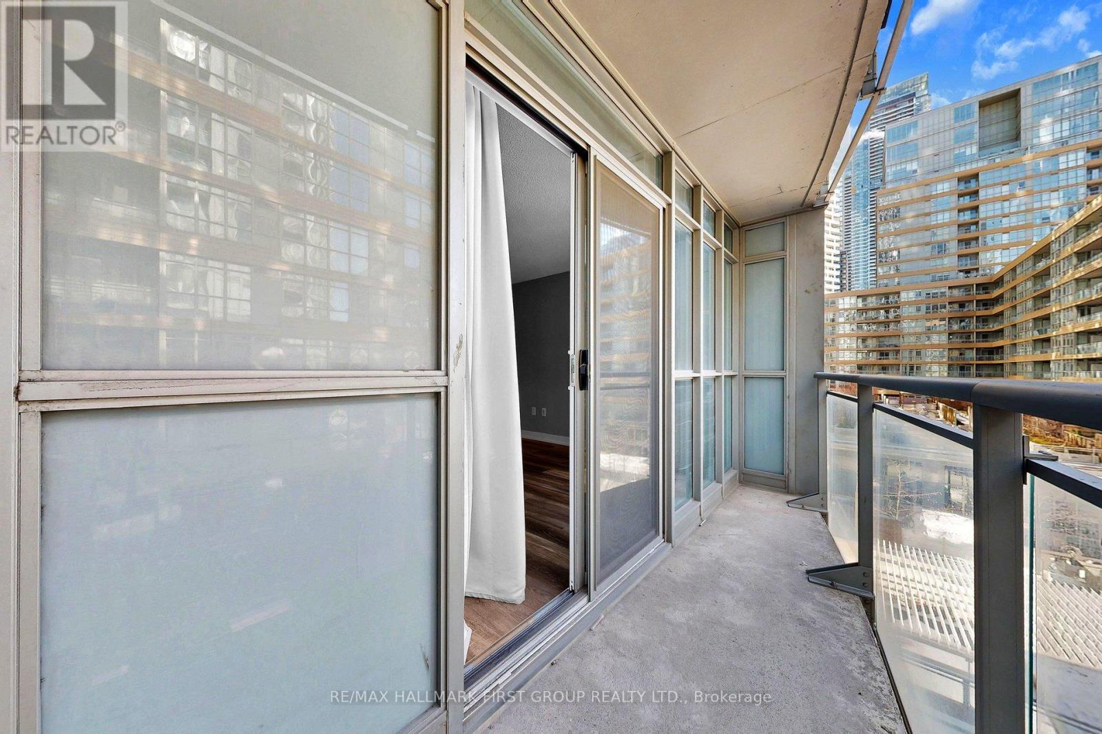 530 - 21 Iceboat Terrace, Toronto (Waterfront Communities), Ontario  M5V 4A9 - Photo 16 - C12854962