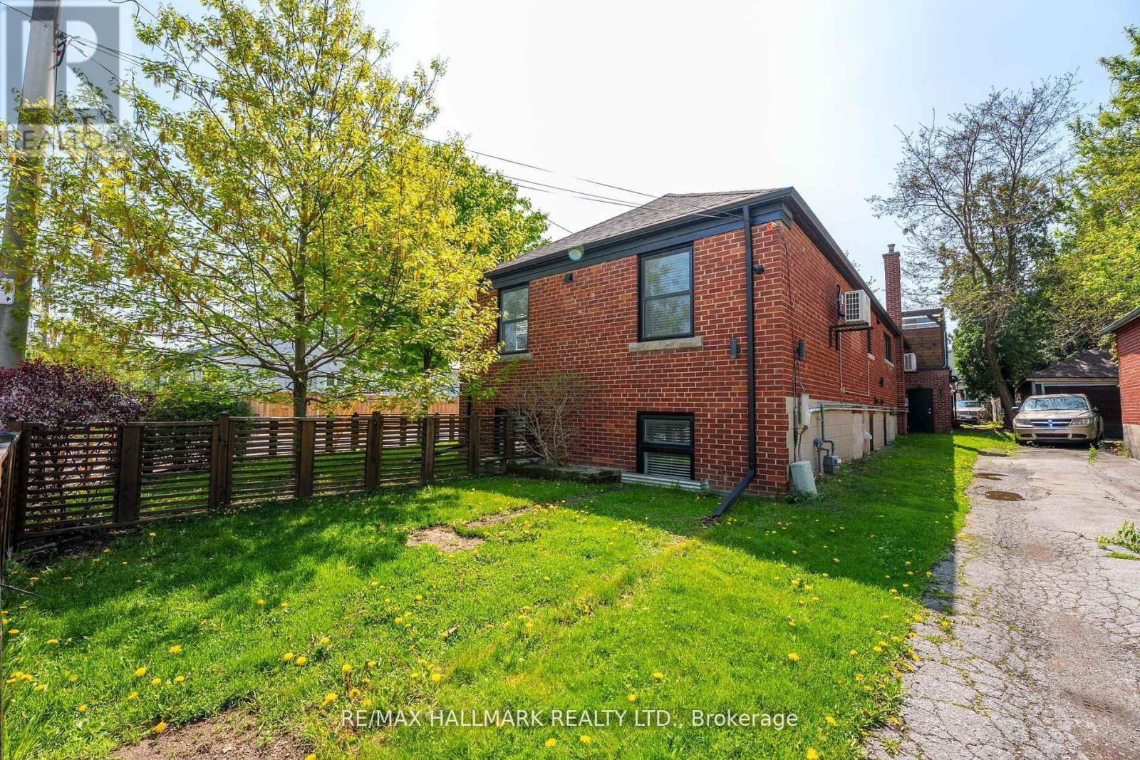 Unit 2 - 276 King Edward Avenue, Toronto, Ontario  M4C 0A8 - Photo 19 - E12854984