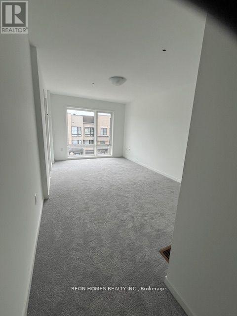 764 Heathrow Path, Oshawa, Ontario  L1H 7K5 - Photo 13 - E12855114