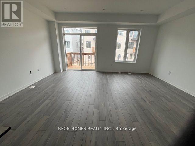 764 Heathrow Path, Oshawa, Ontario  L1H 7K5 - Photo 5 - E12855114