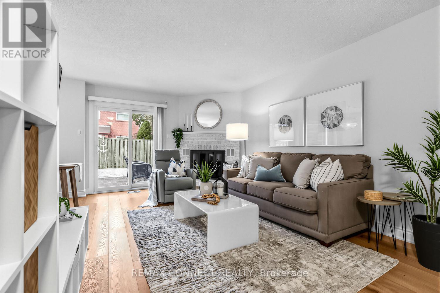 123 Chatfield Drive, Ajax, Ontario  L1T 2J2 - Photo 4 - E12855128