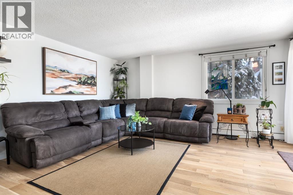 31, 528 Cedar Crescent Sw, Calgary, Alberta  T3C 2Y8 - Photo 7 - A2285651