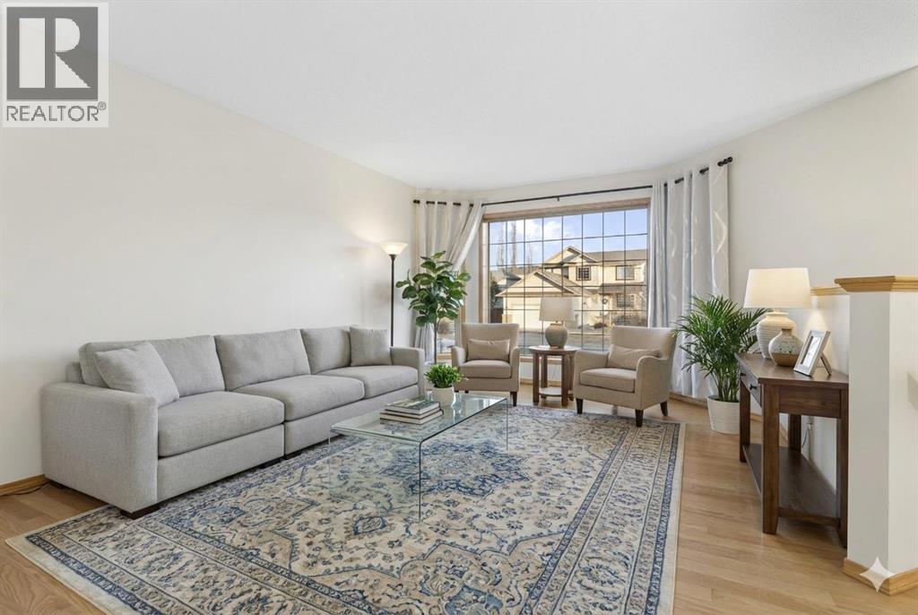 165 Quigley Drive, Cochrane, Alberta  T4C 1R4 - Photo 5 - A2290069